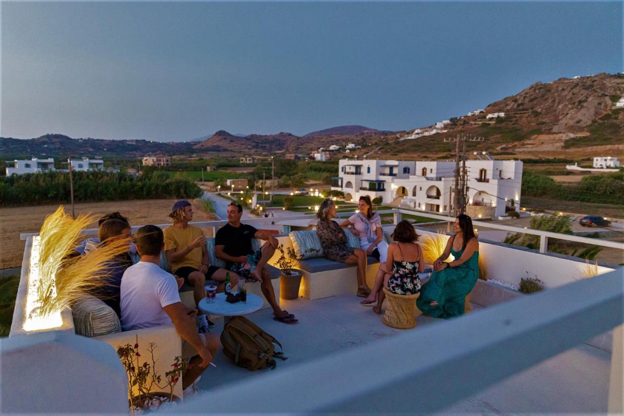 Studios Vrettos Beachfront Hotel Pláka Buitenkant foto