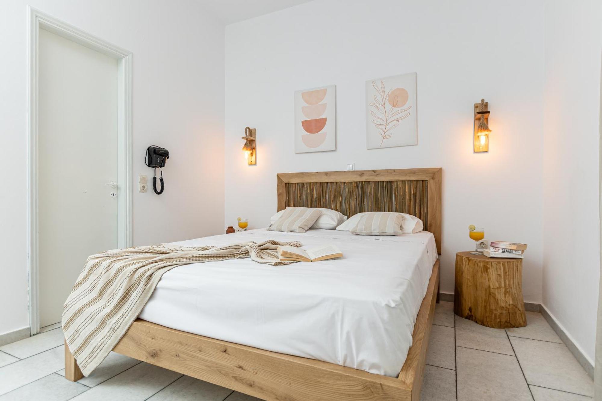 Studios Vrettos Beachfront Hotel Pláka Buitenkant foto