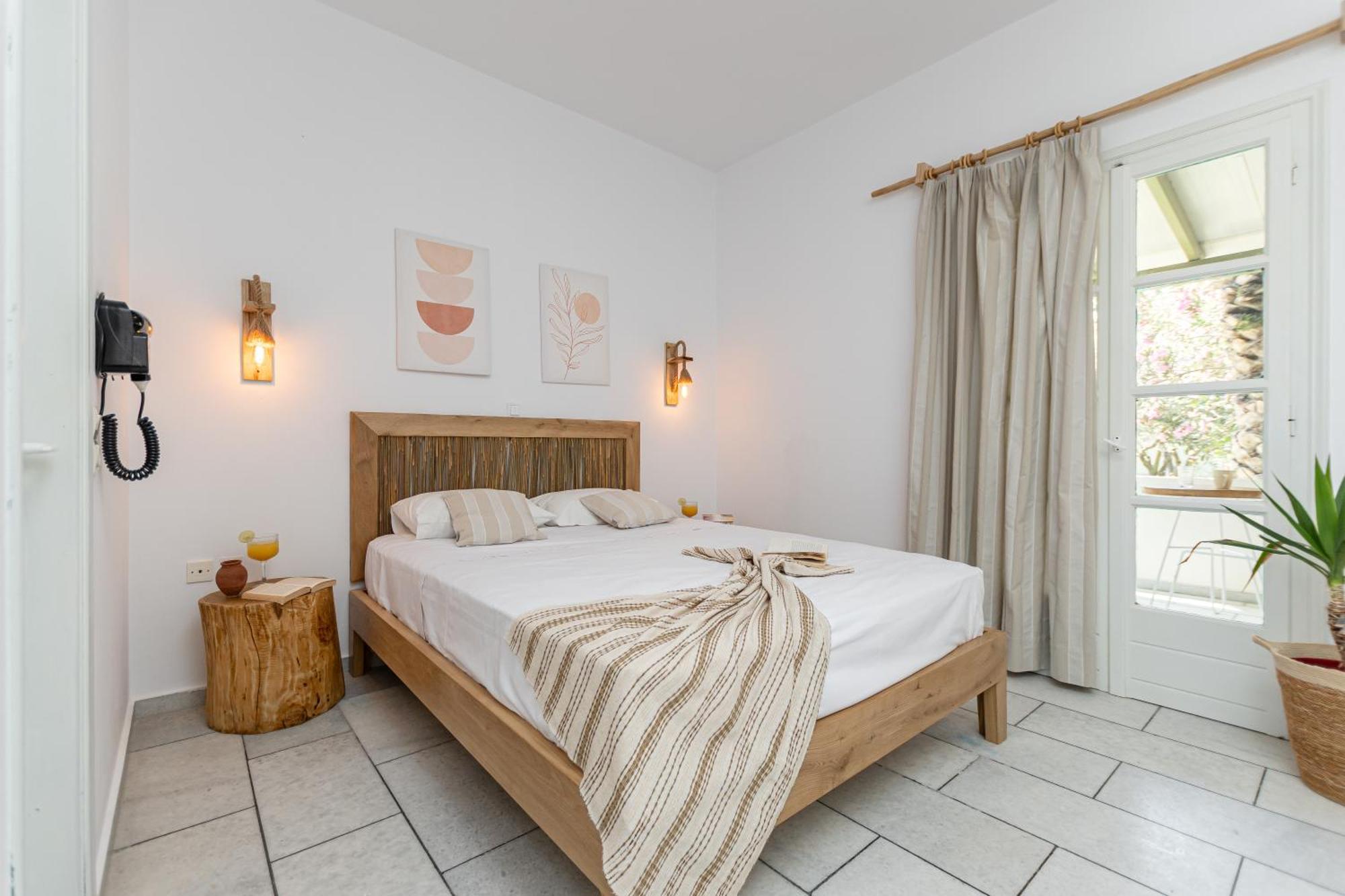 Studios Vrettos Beachfront Hotel Pláka Buitenkant foto